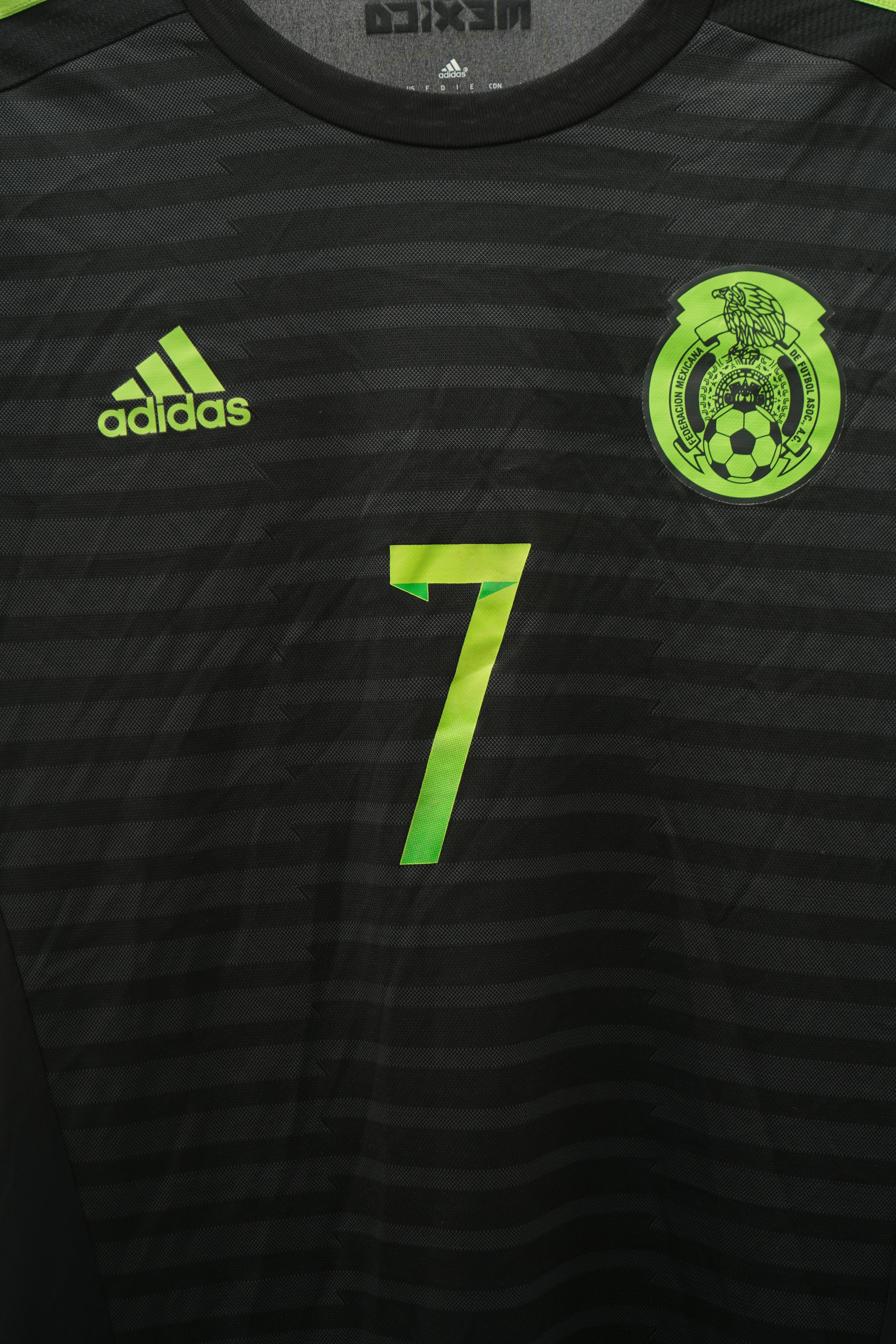 Mexico 2015-2016 Away #7 Layun - Size M