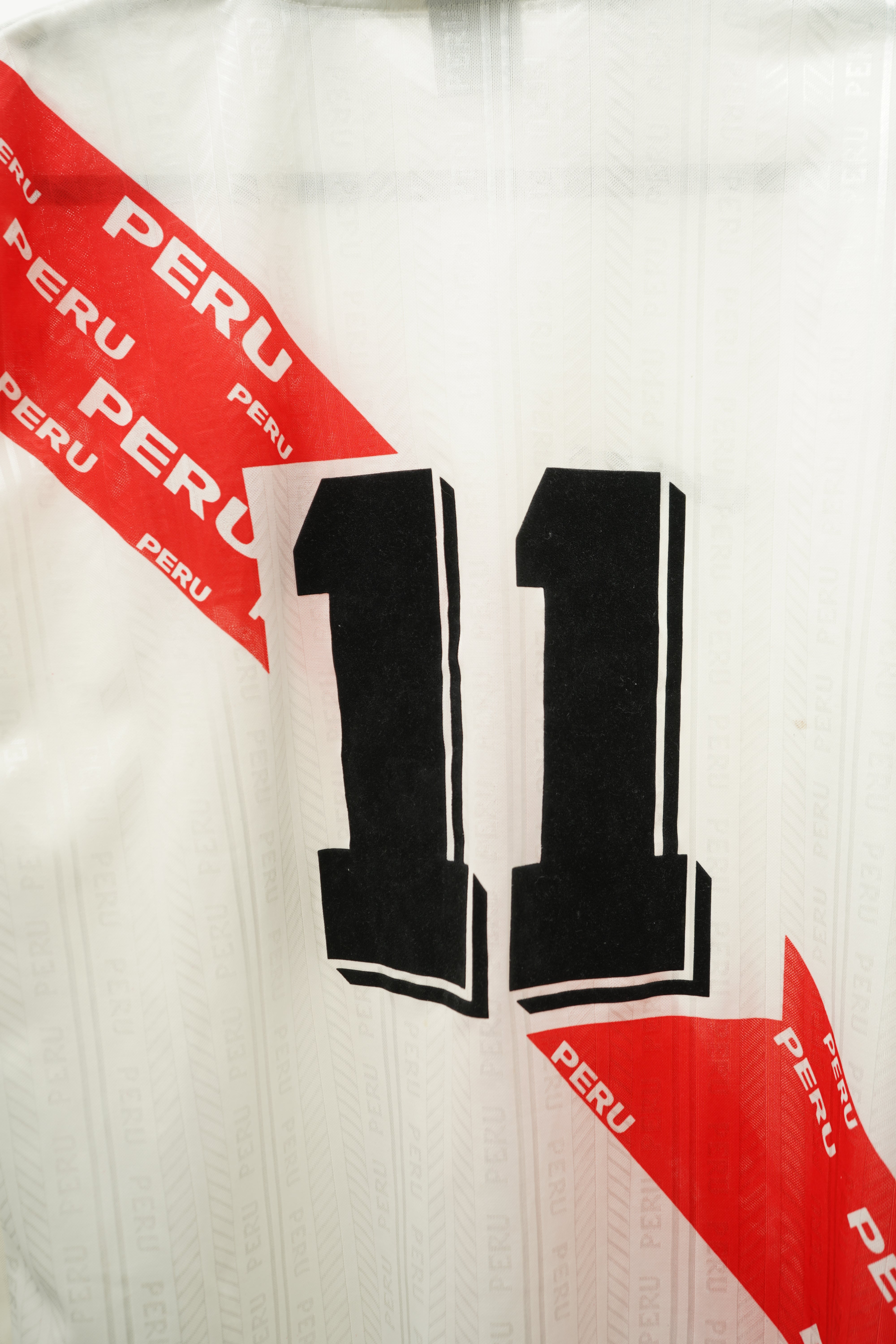 (Matchworn) Peru 1997 Umbro #11 Alex Magallanes - Talla L