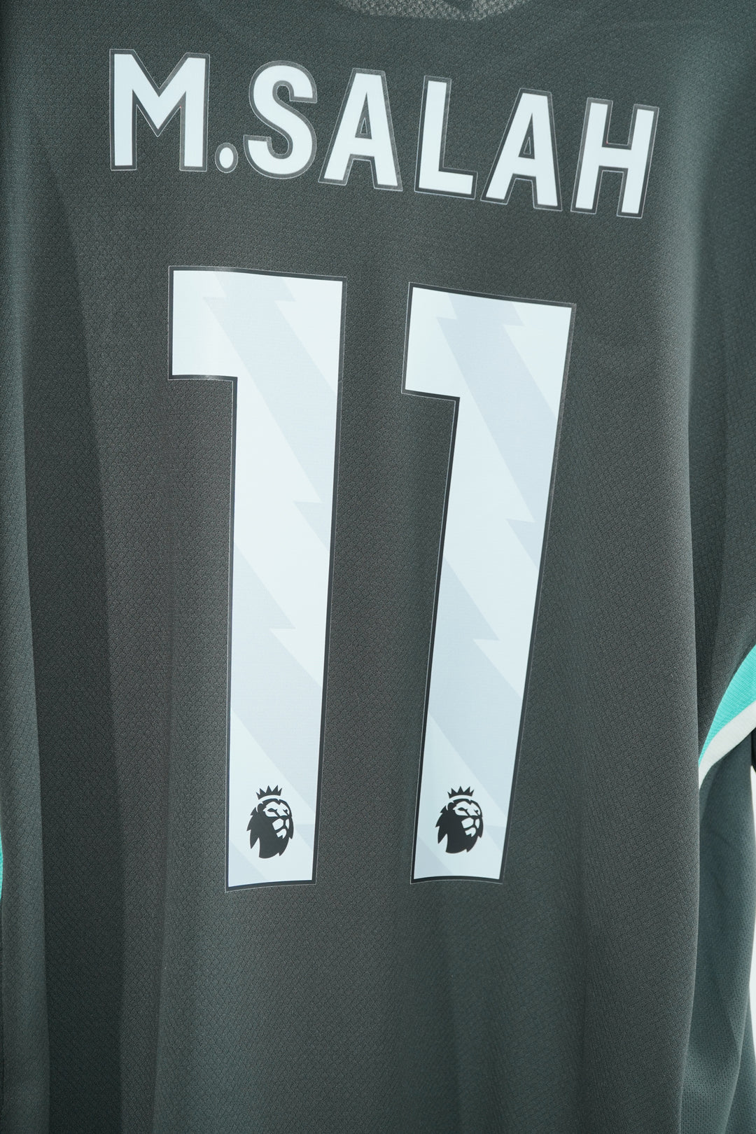 Liverpool 2023-2024 Mo Salah #11 - L (9/10)