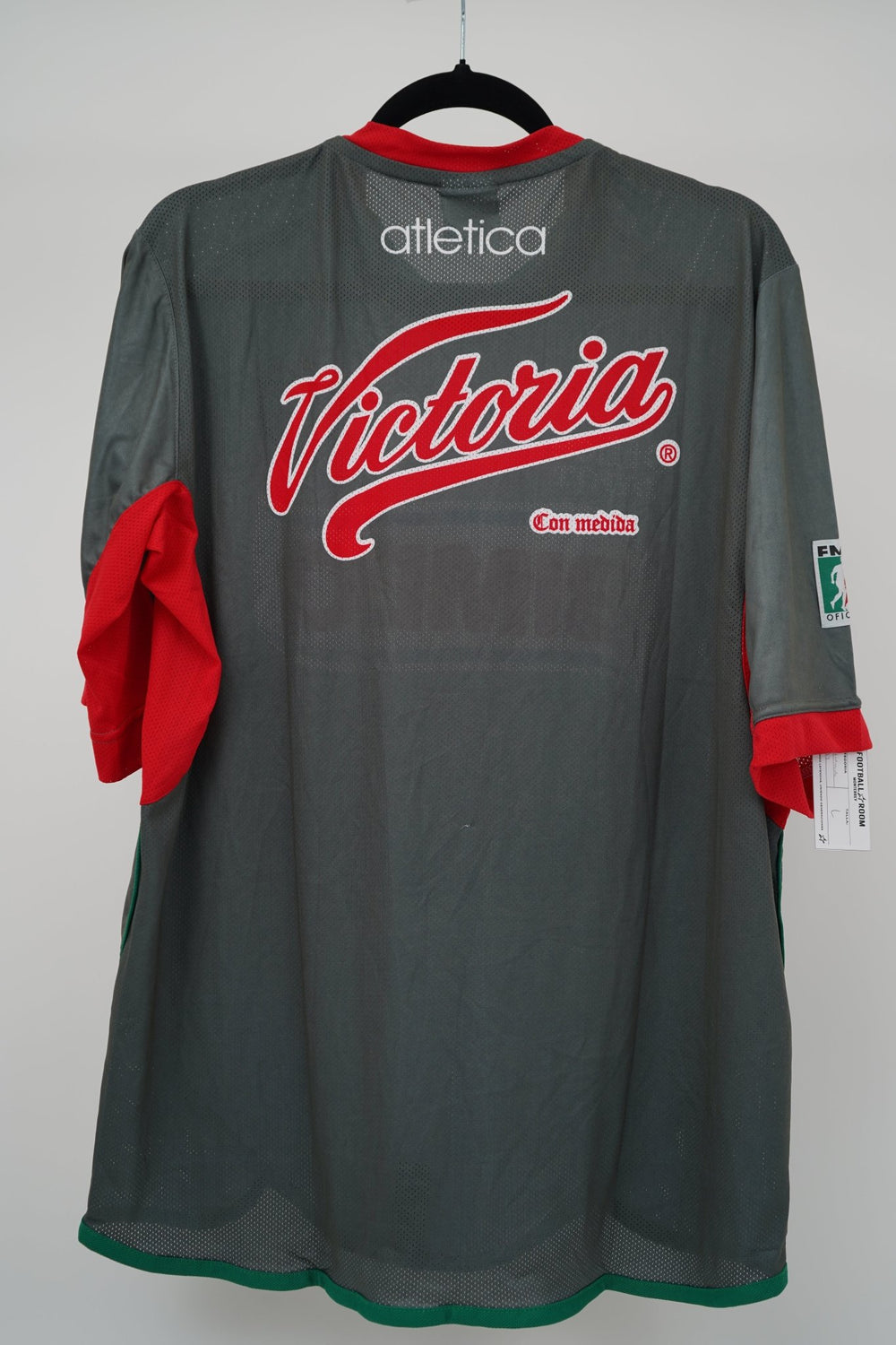 Necaxa 2000s Atletica - Talla L - The Football Room Mty