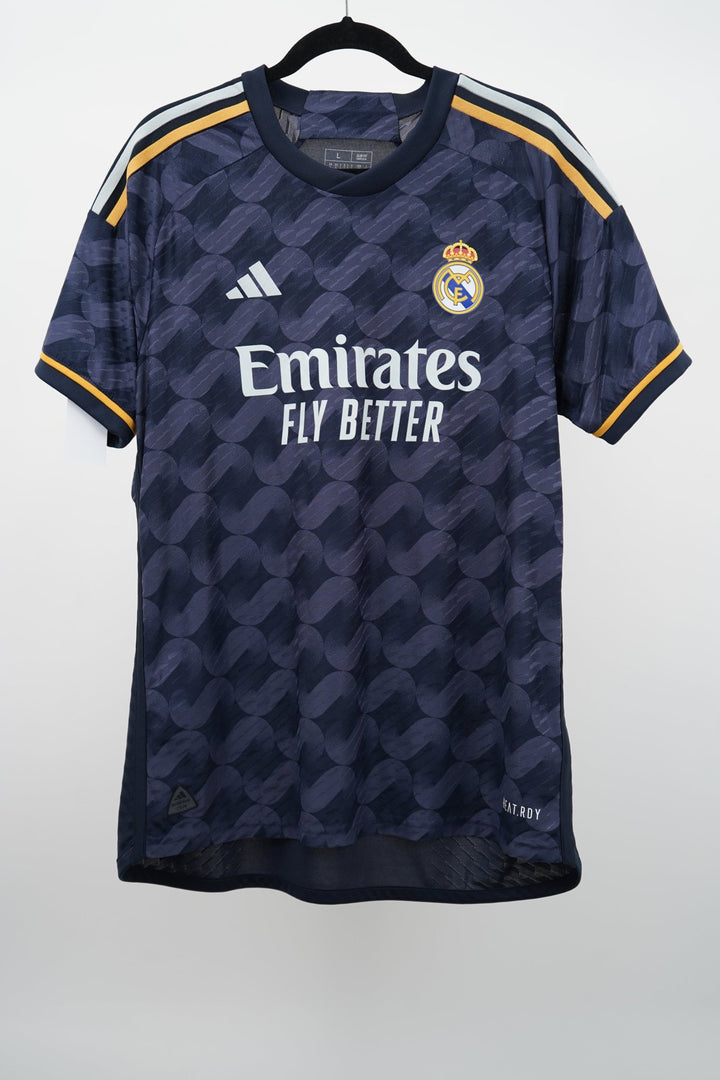 Real Madrid Visitante 2023 - 2024 8 Kroos - L (9/10) - The Football Room Mty