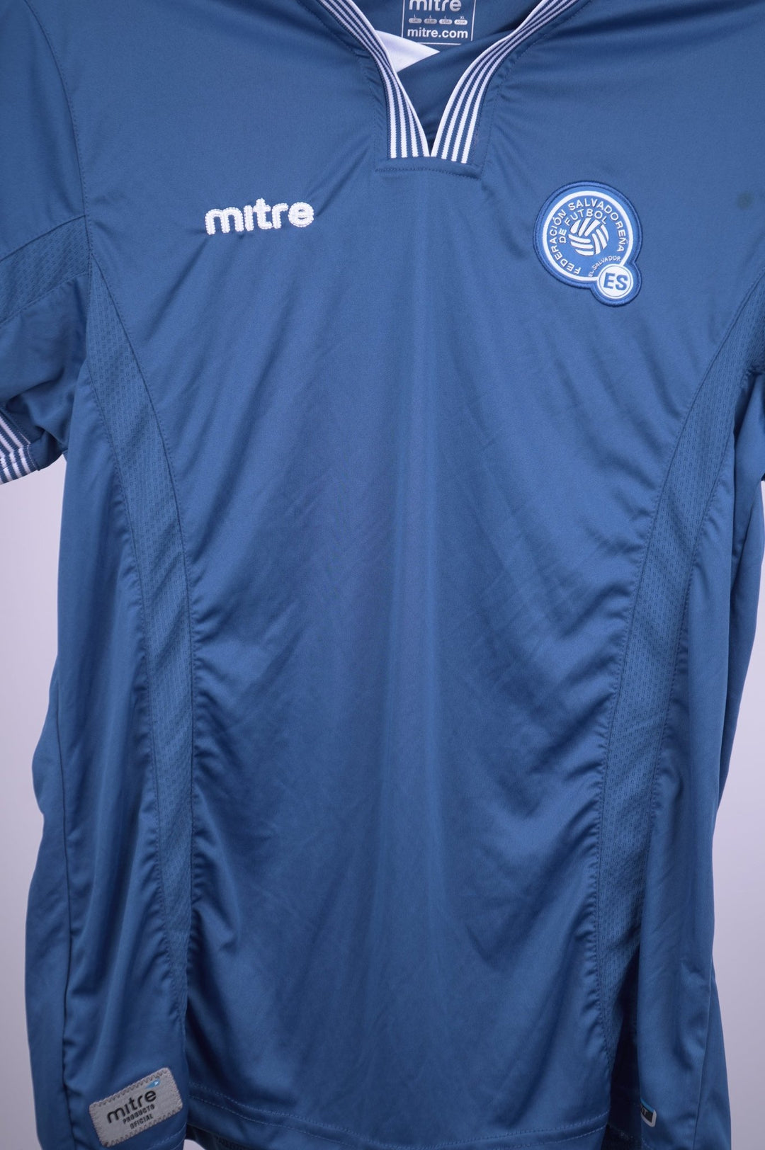 El Salvador femenil local 2015 - 16 - The Football Room Mty