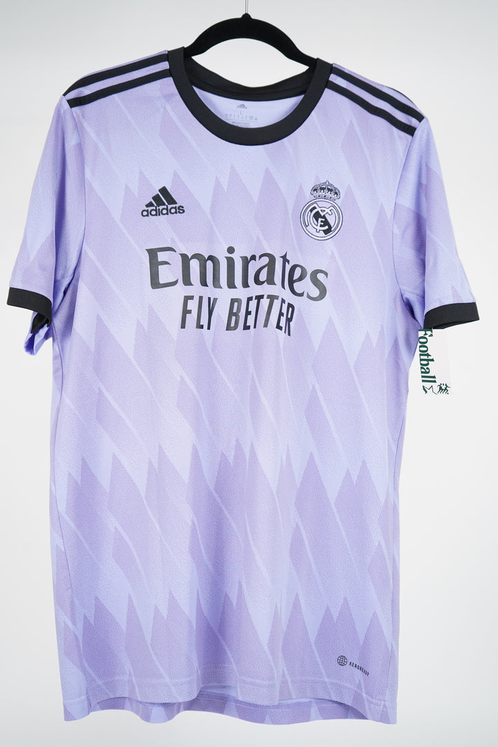 Real Madrid 2022-2023 #14 - L (10/10)