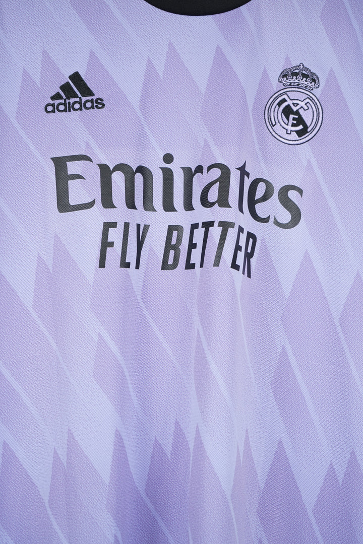 Real Madrid 2022-2023 #14 - L (10/10)