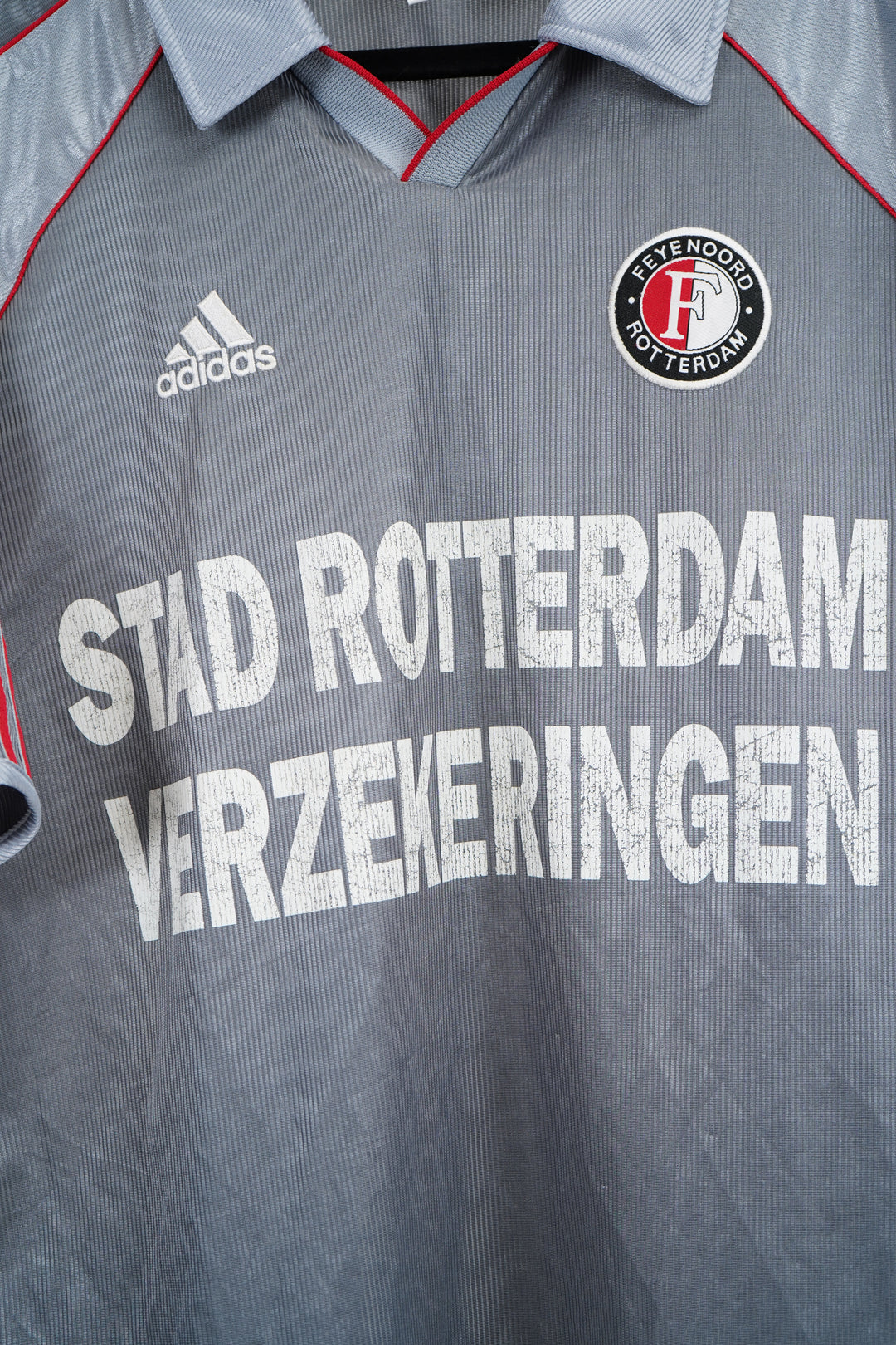 Feyenoord 1999-2000 - L (8/10)