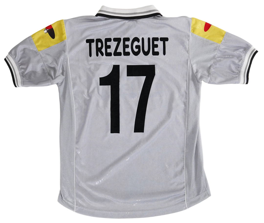 Juventus 2000-2001 Trezeguet #17 - M (8/10)