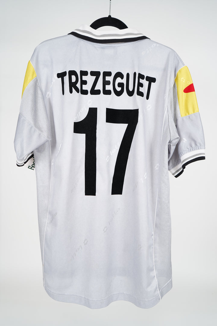 Juventus 2000-2001 Trezeguet #17 - M (8/10)