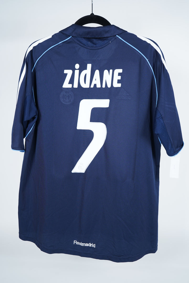 Real Madrid 2004-2005 - M (7/10)