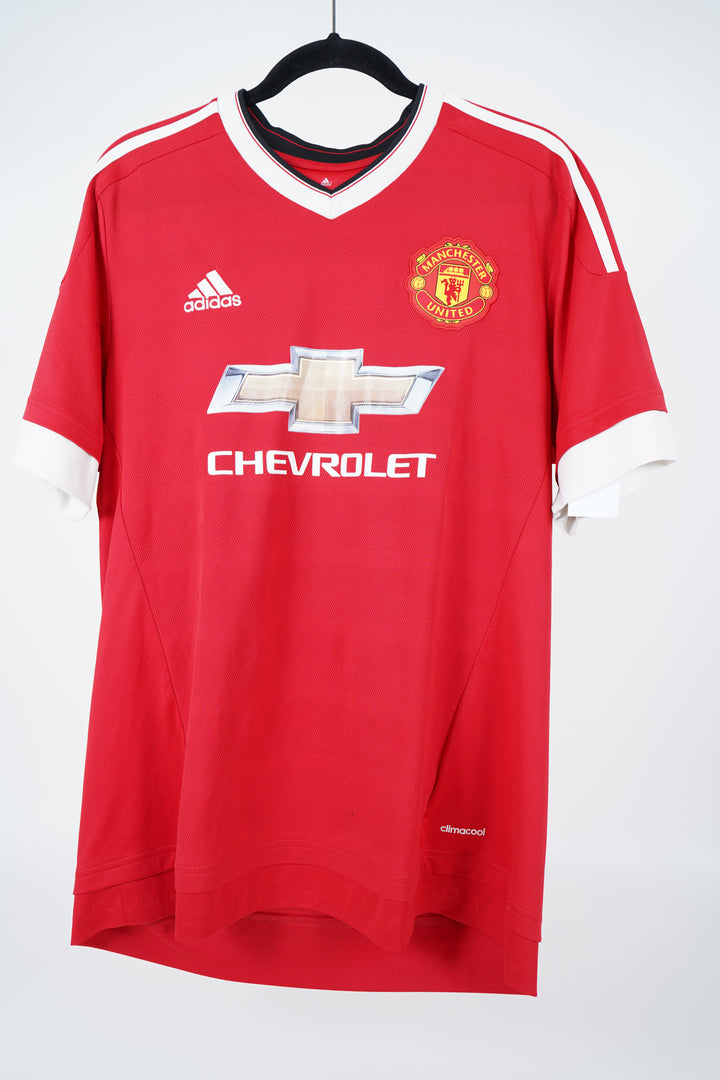 Manchester United 2015-2016 - L (8/10)