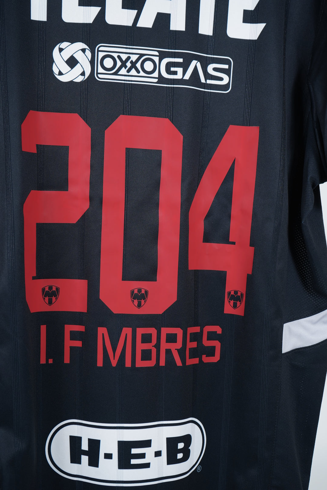 (Utileria) Rayados 2024-2025 I. Fimbres #204 - L (7/10)