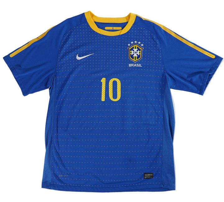 Brasil 2010-2011 Kaka #10 - L (8/10)