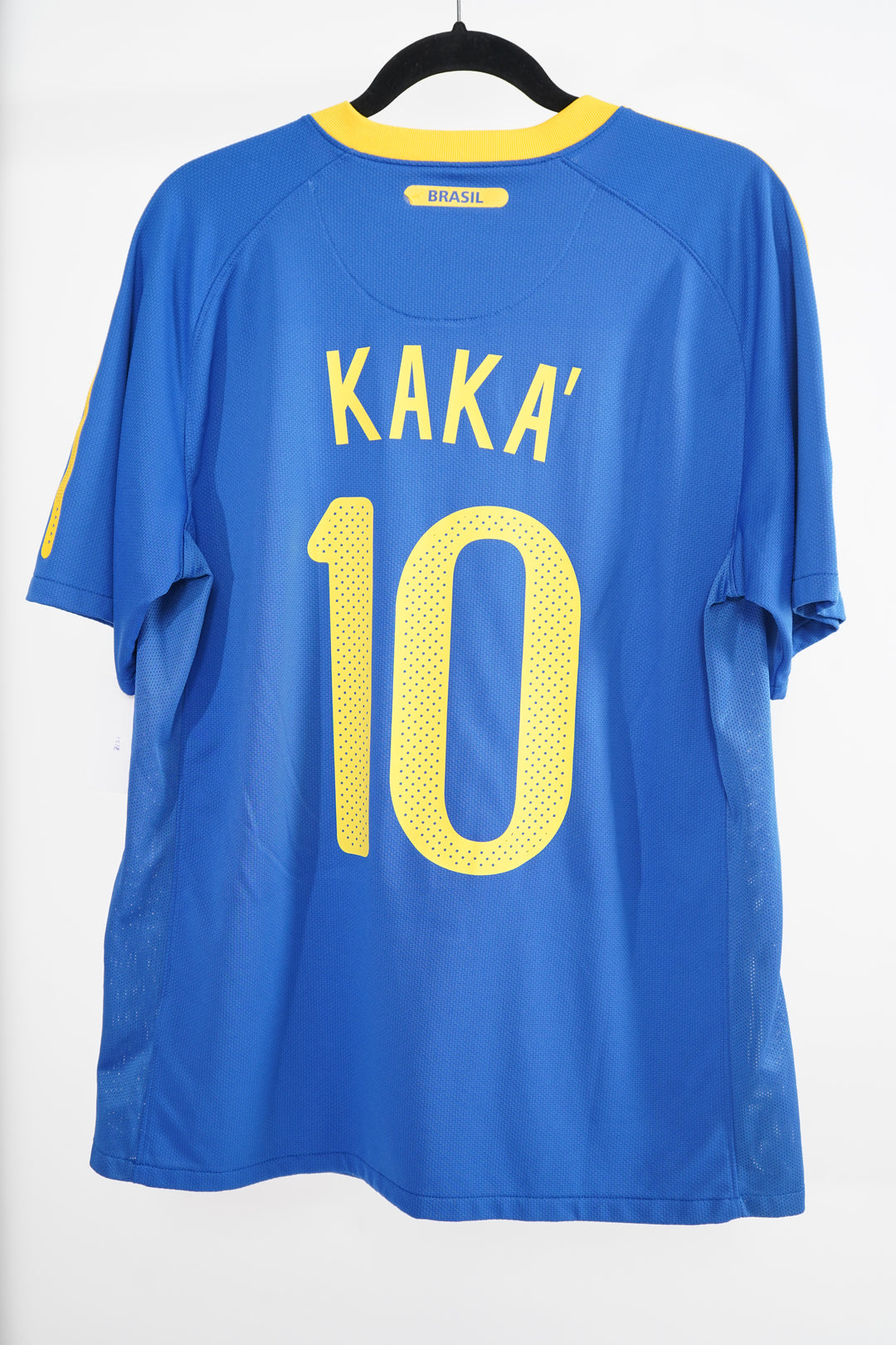 Brasil 2010-2011 Kaka #10 - L (8/10)