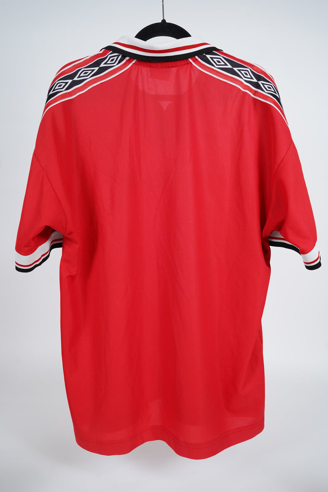 Manchester United 1998-199 - L (7/10)