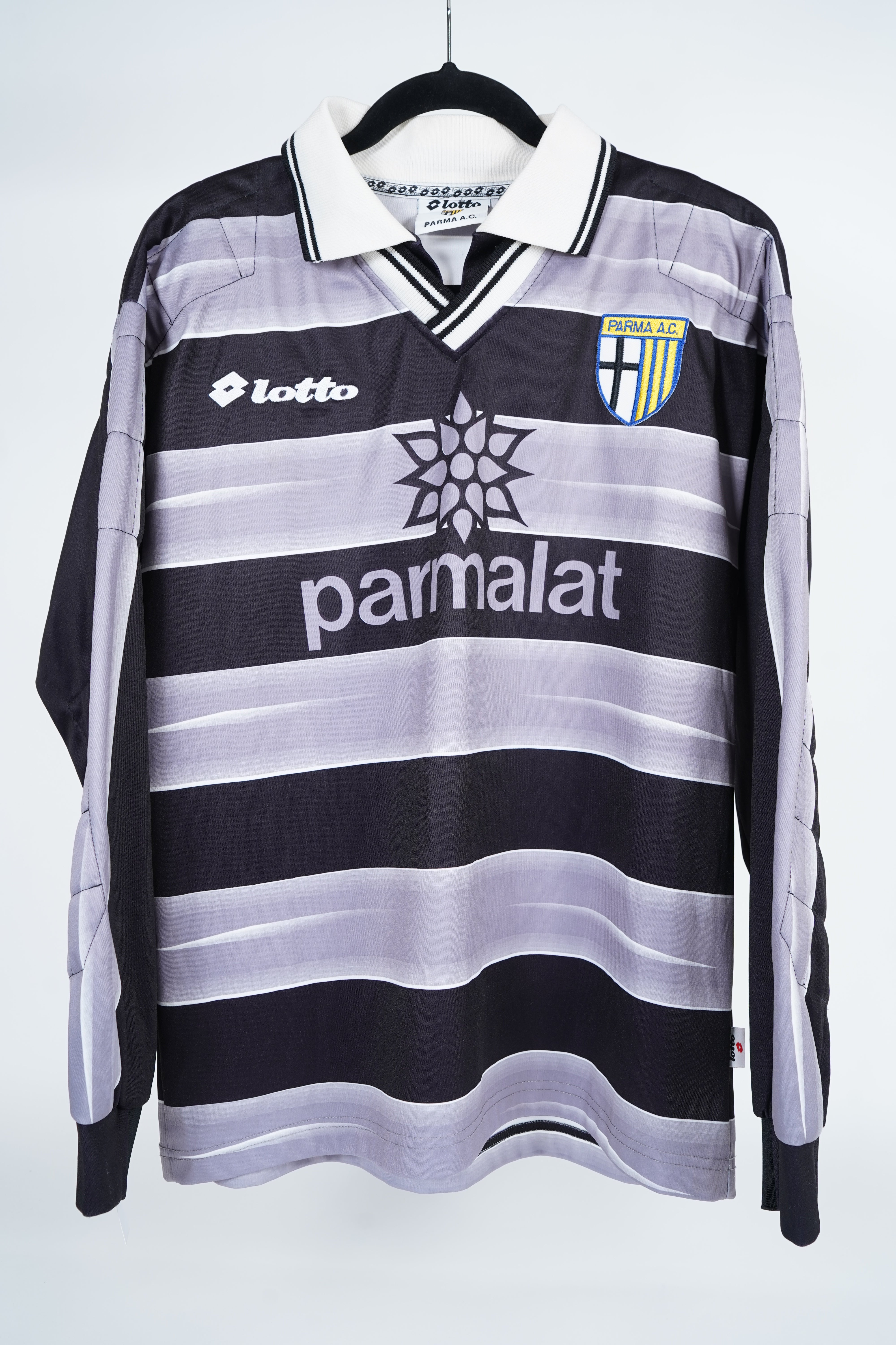 Parma Portero 1998-1999 #1 Buffon - L (8/10) – The Football Room Mty