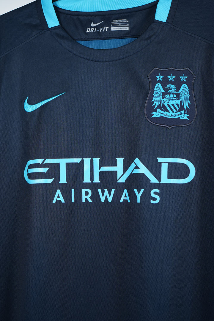 Manchester City 2015-2016 #10 Kun Agüero - L (9/10)