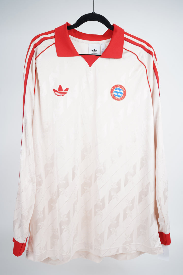 Bayern Munich Lifestyle - XL (9/10)