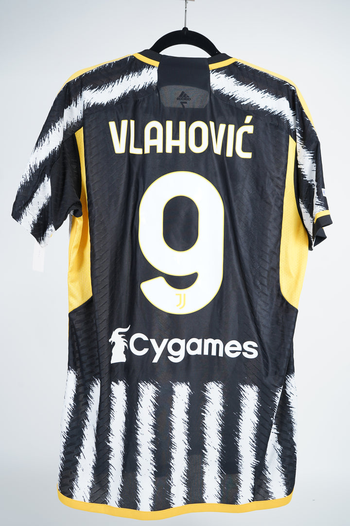 (Utileria) Juventus 2023-2024 #9 Vlahovic - L (9/10)