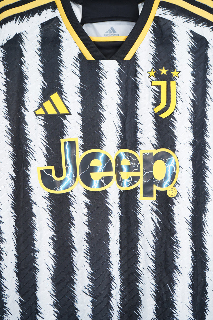 (Utileria) Juventus 2023-2024 #16 McKennie - L (9/10)