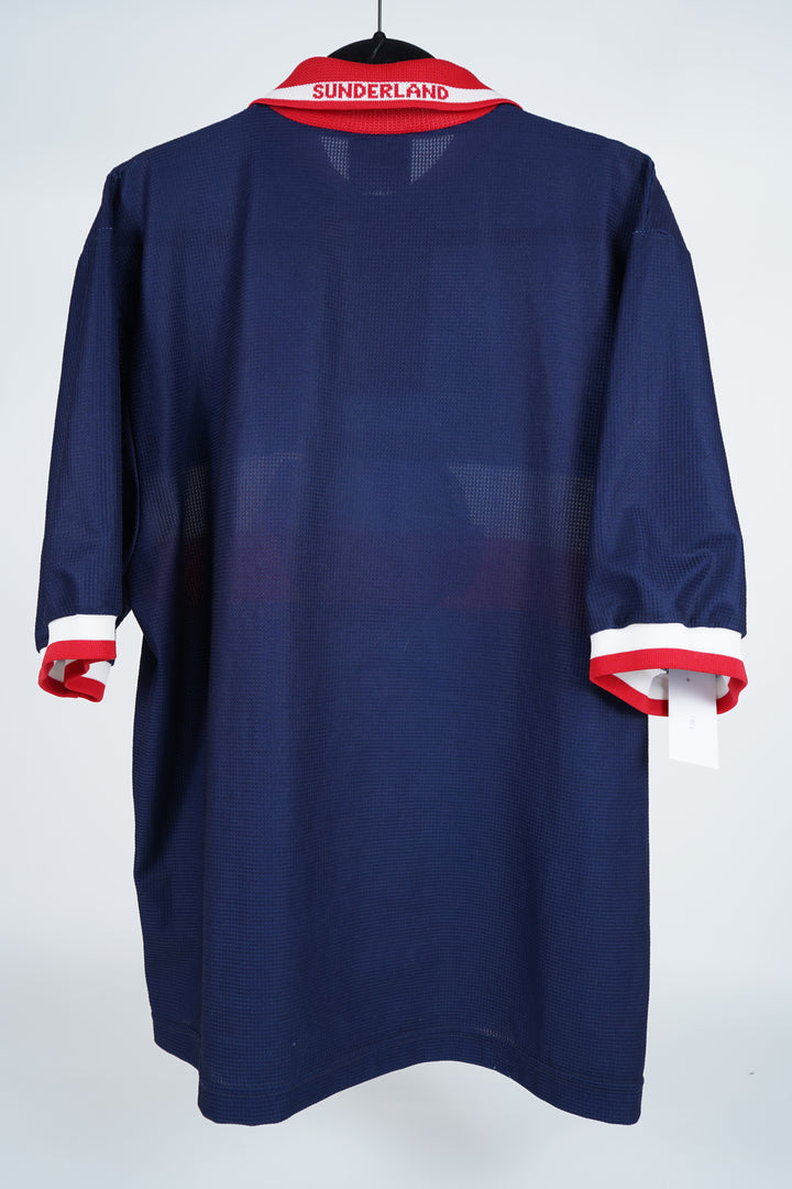 Sunderland 1998-99 - L (8/10)