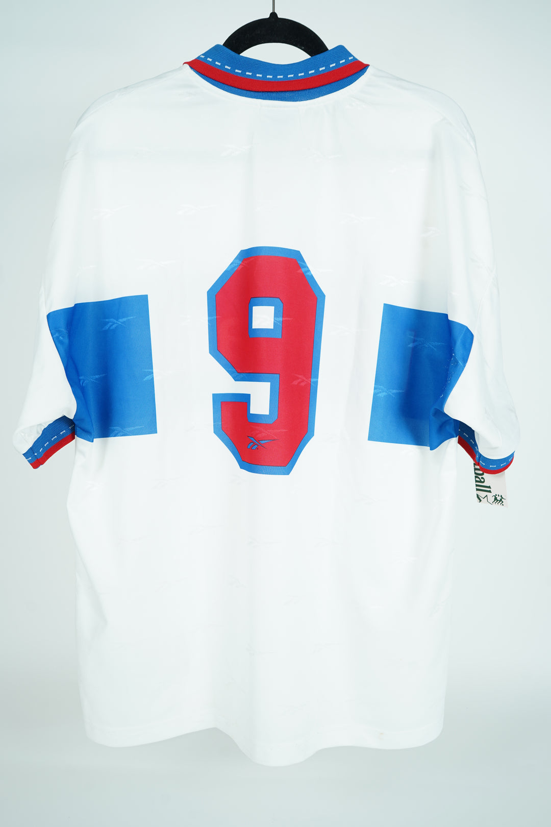 Universidad Catolica de Chile 1998 #9 - L (9/10)