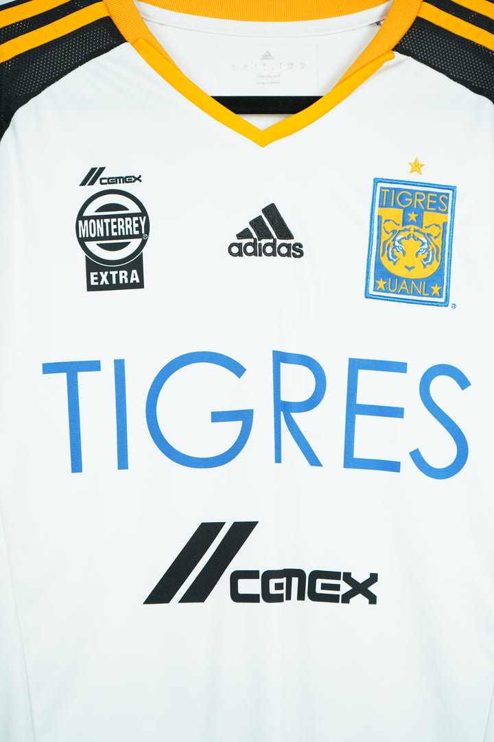 Tigres 2015-2016 #19 Pizarro - L (8/10)