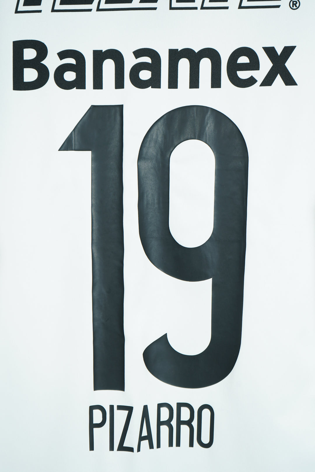 Tigres 2015-2016 #19 Pizarro - L (8/10)