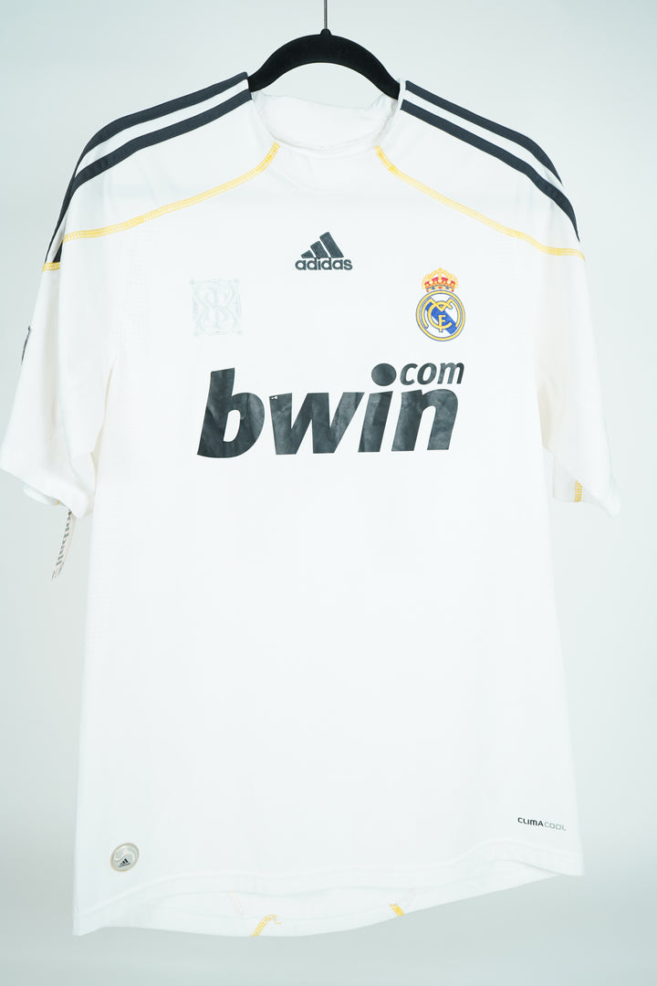 Real Madrid 2009-2010 #14 Guti - M (8/10)