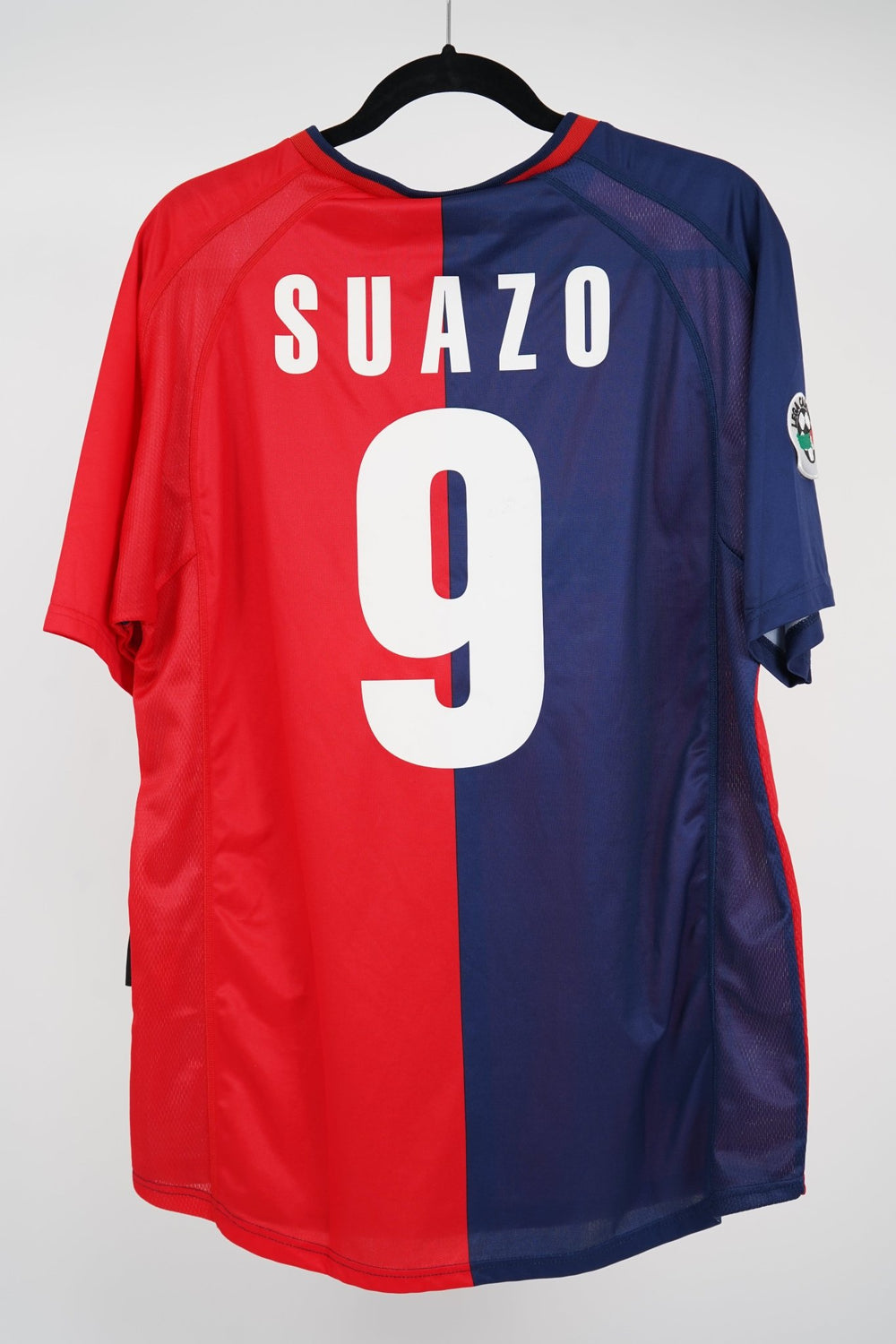 (Matchworn) Cagliari Calcio 2001 - 2002 David Suazo 9 "El Rey David" - The Football Room Mty