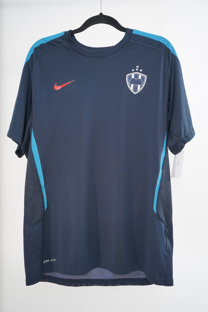 Rayados entrenamiento 2011 - L (8/10)