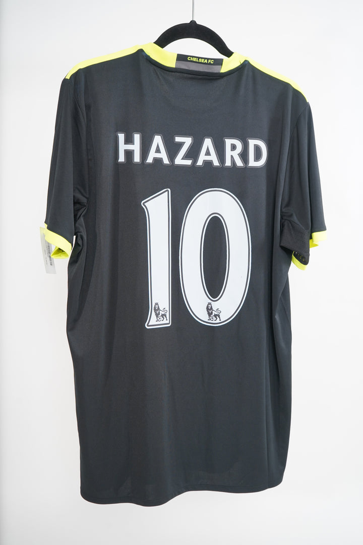 Chelsea 2016-17 Hazard #10 - L (9/10)