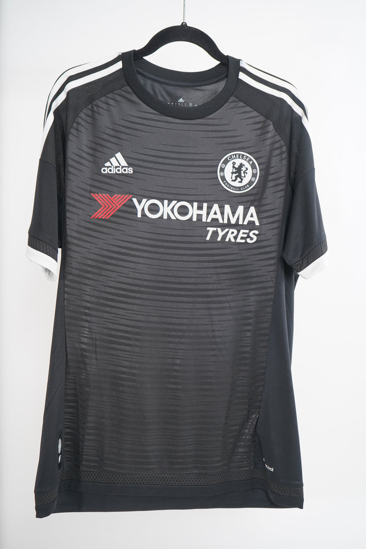 Chelsea 2015-16 Hazard #10 - L (9/10)