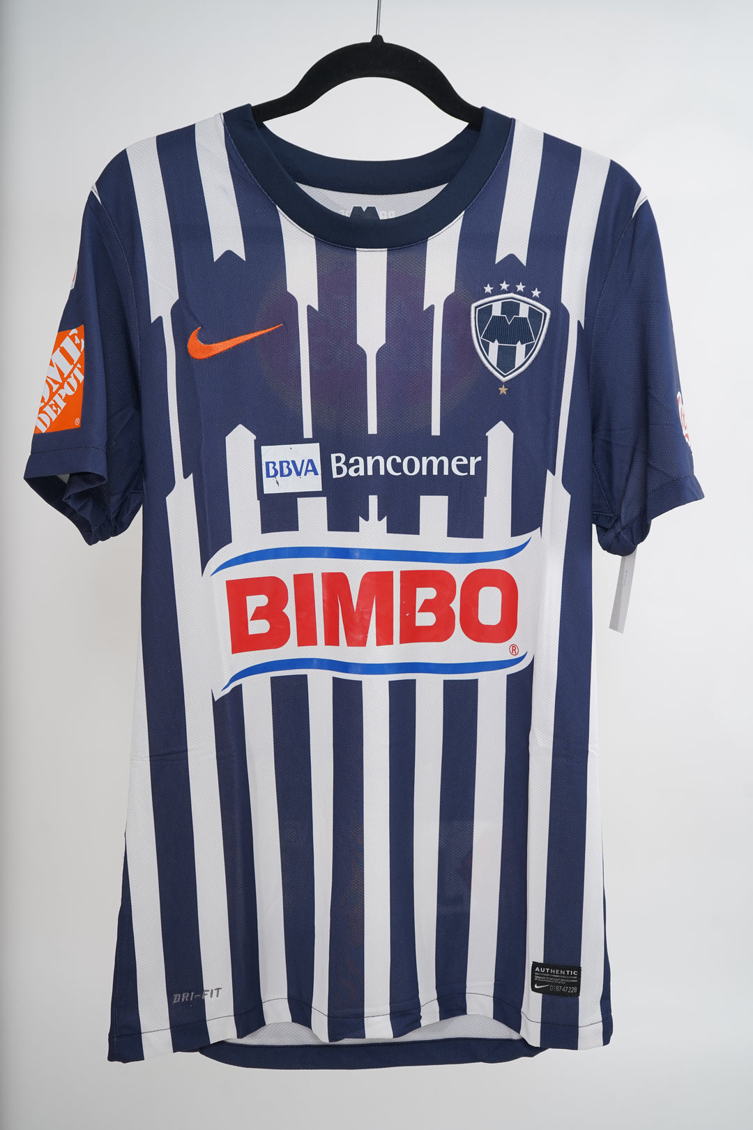 Rayados 2011-12 - Lucho #8 - S (8/10)