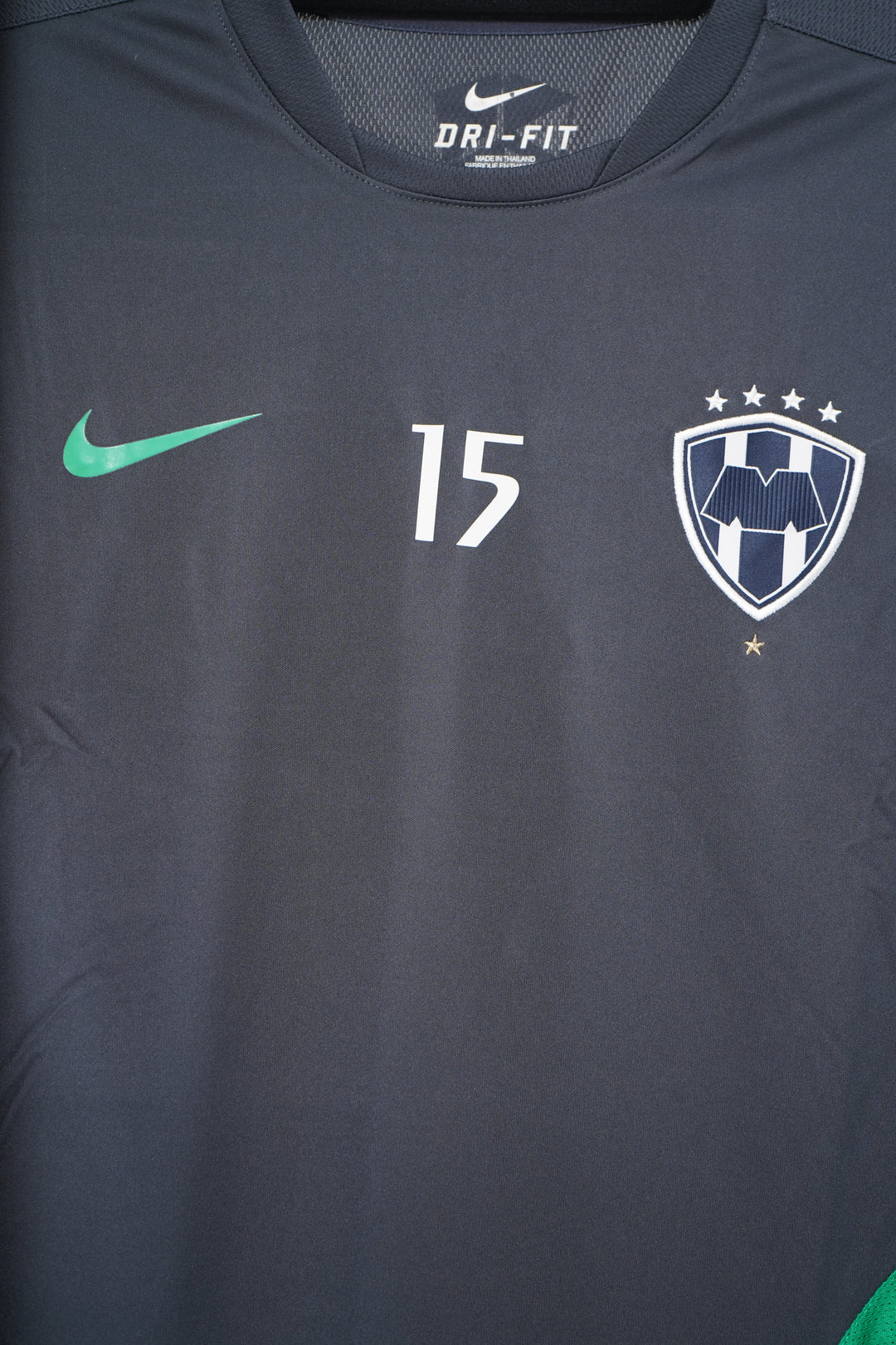 (Utileria) Rayados entrenamiento #15 Basanta - M (9/10)