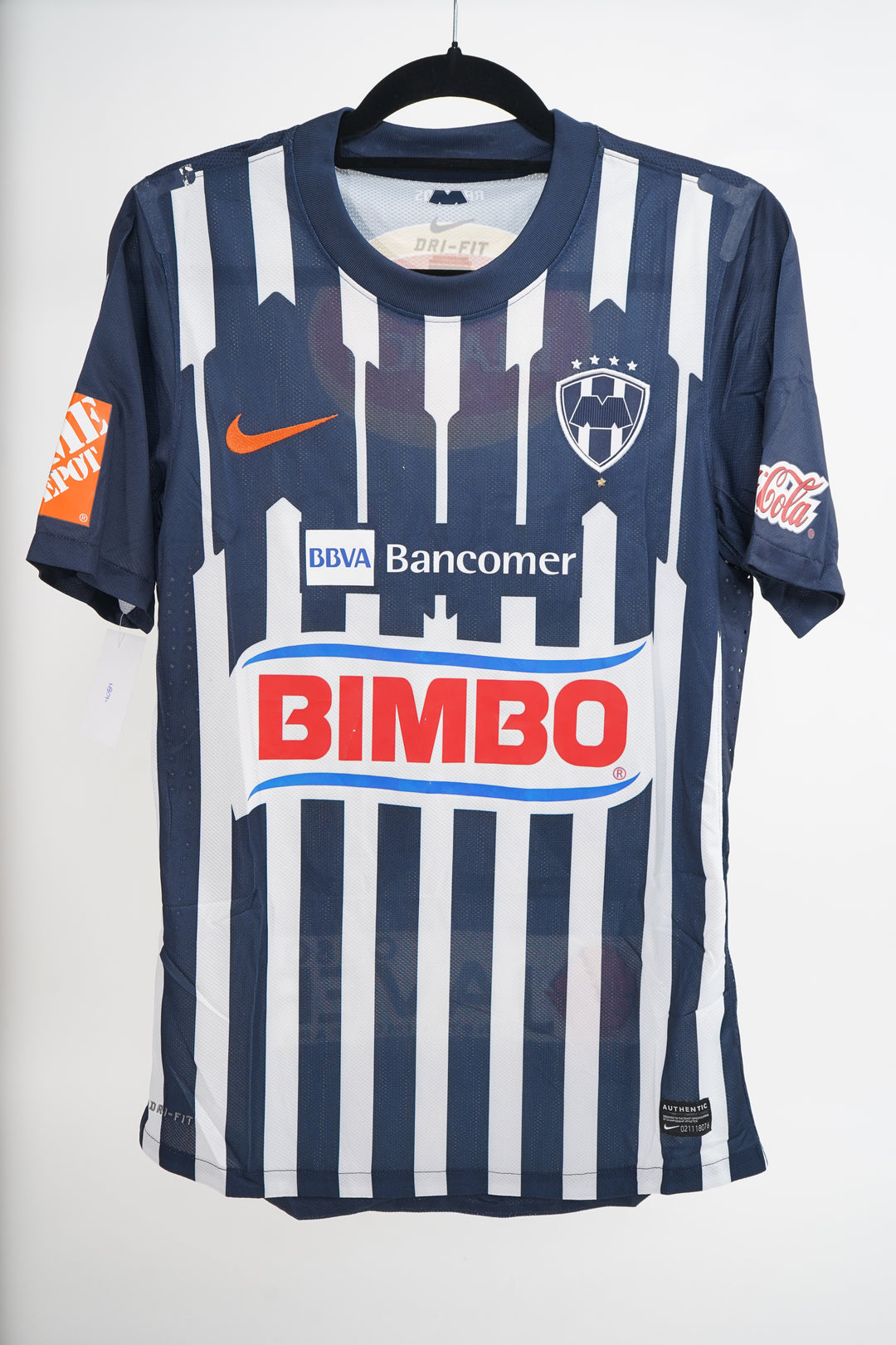 (Utileria) Rayados 2010-2011 #26 H. Suazo - M (8/10)