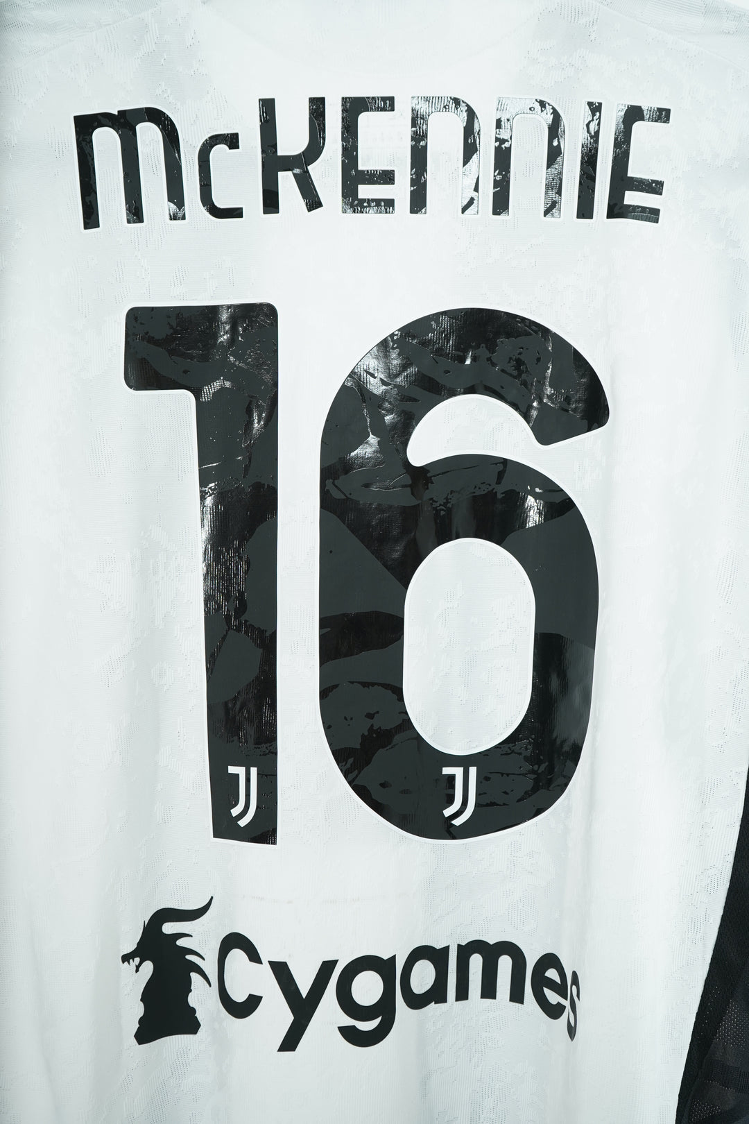 (Utileria) Juventus 2024-25 Mc Kennie #16 - XL (9/10)