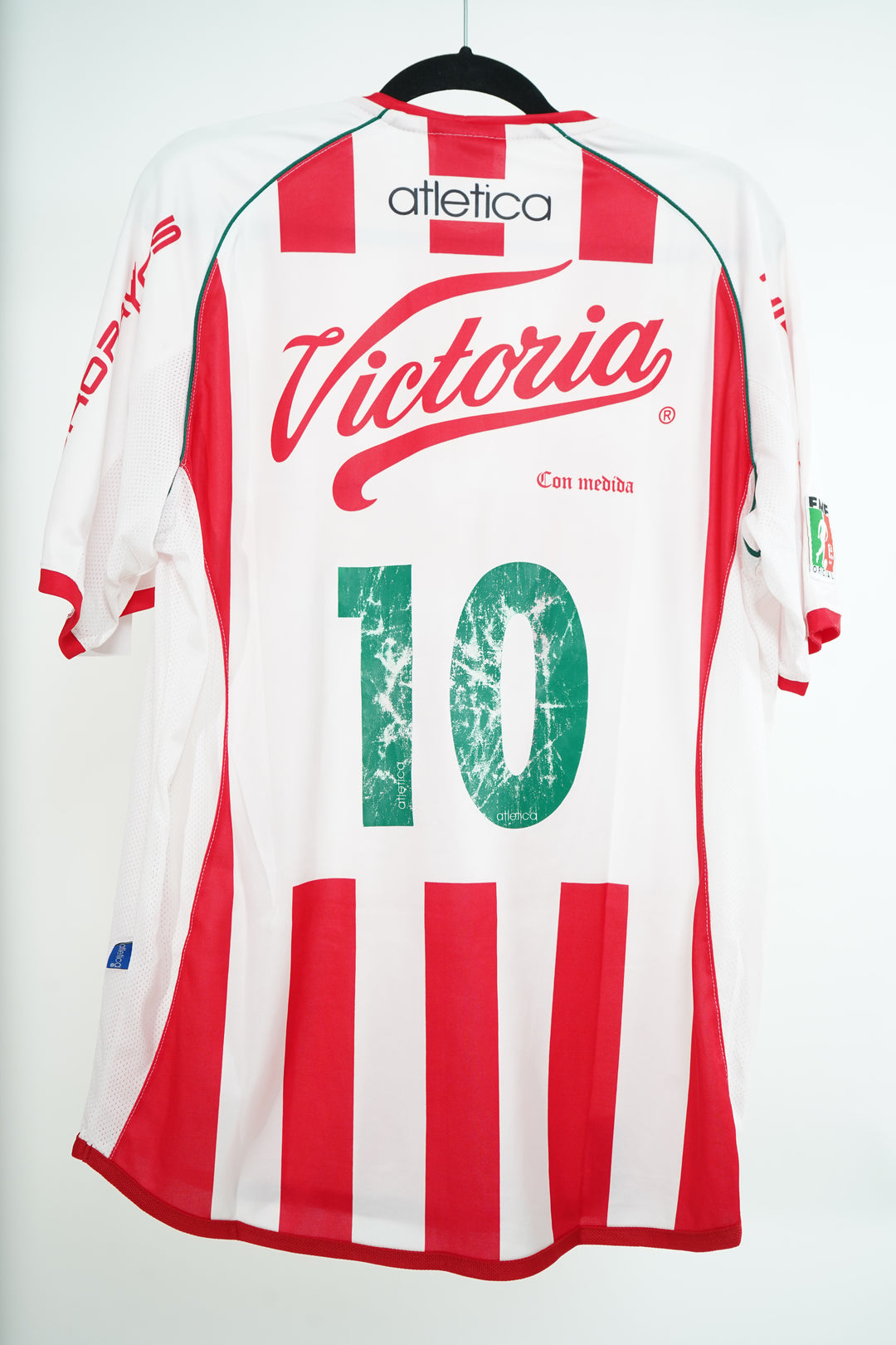 (Utileria) Necaxa 2002-03 #10 - L (8/10)