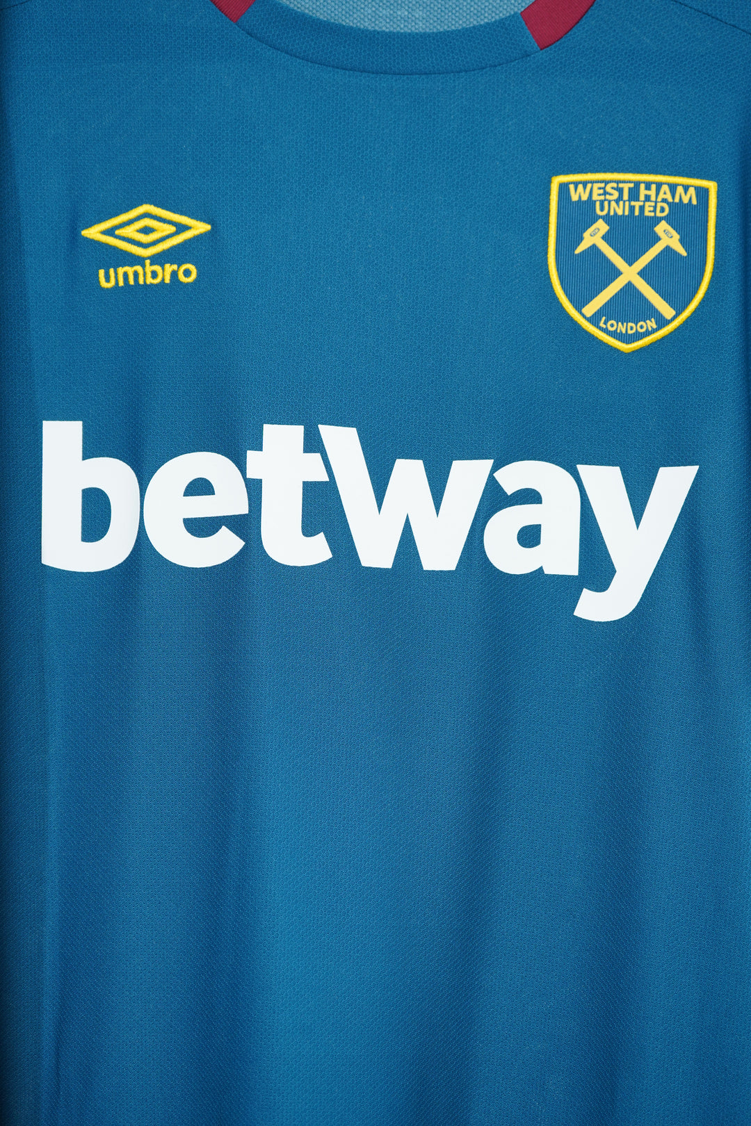 West Ham 2018-19 Chicharito #17 - L (9/10)