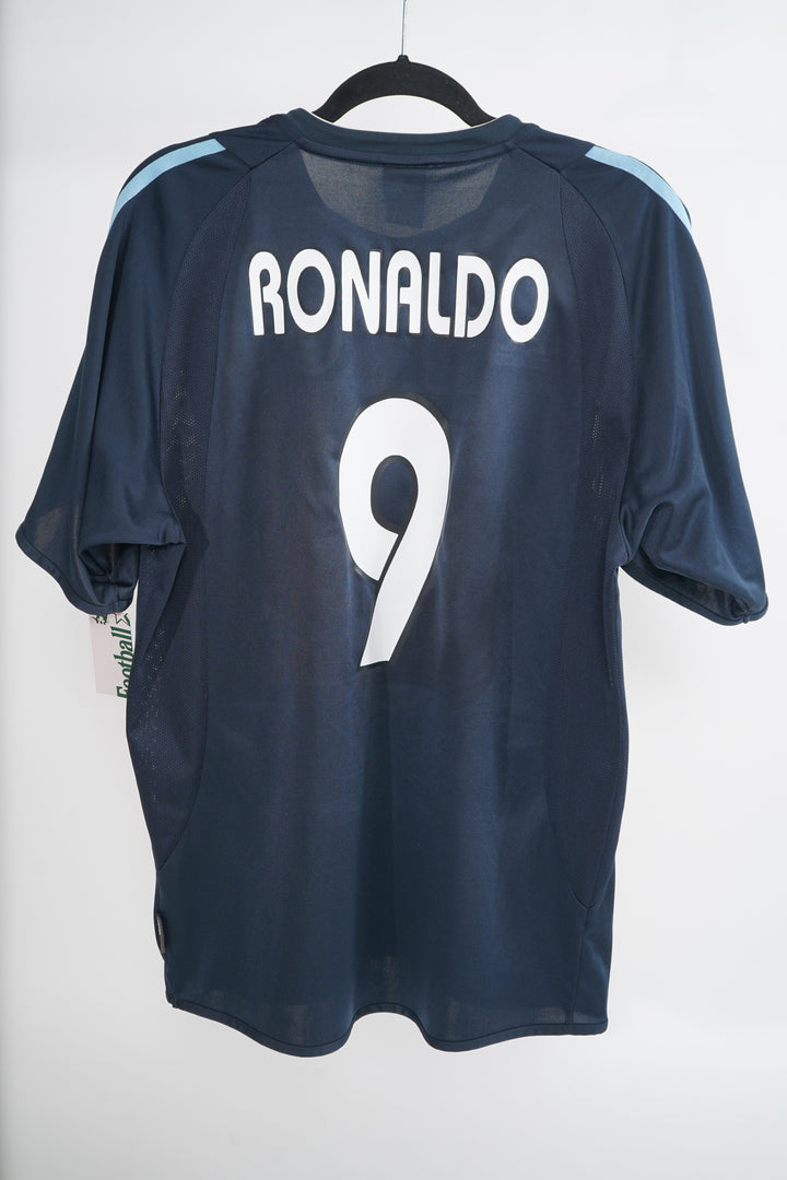 Real Madrid 2003-2004 #9 Ronaldo - M (7/10)