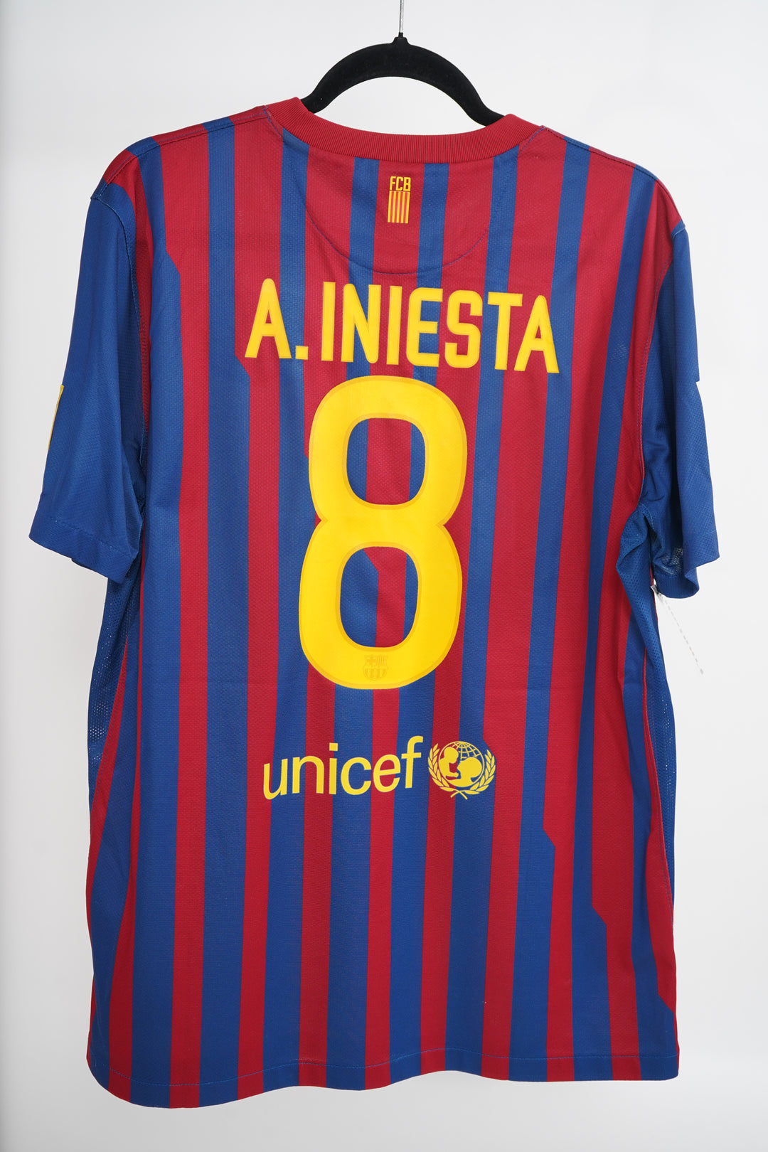 Barcelona 2011-2012 #8 Iniesta - L (9/10)