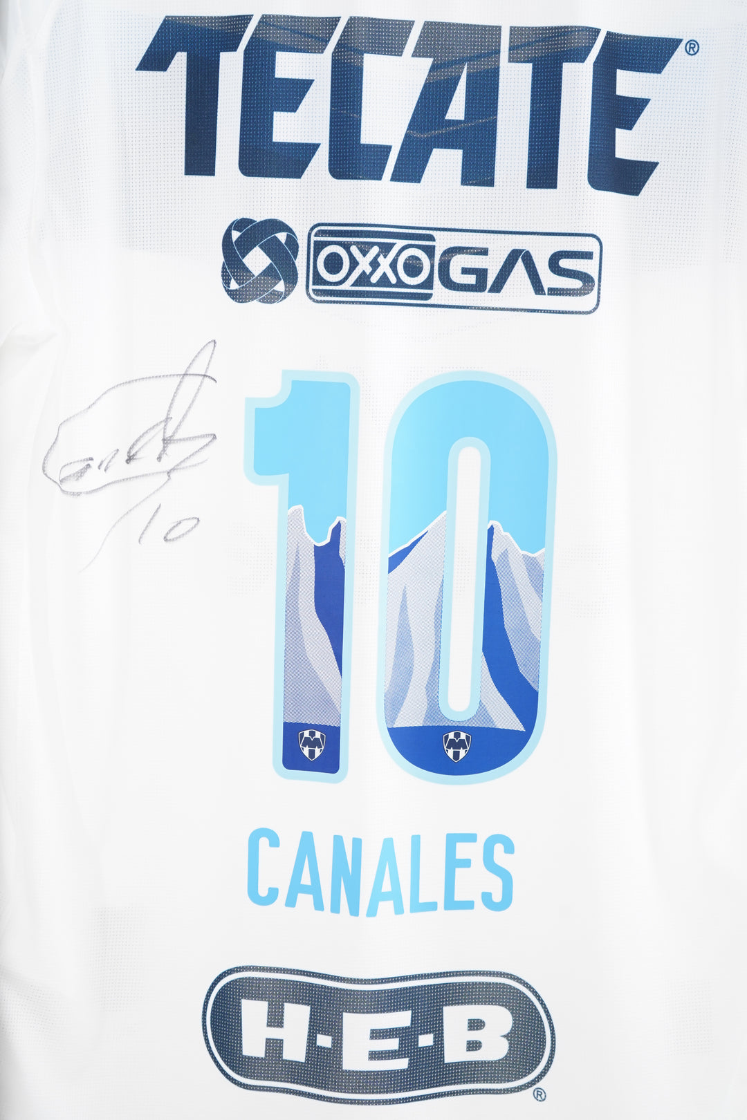 (Utileria Firmada) Rayados 2025-2026 #10 Canales - M (9/10)