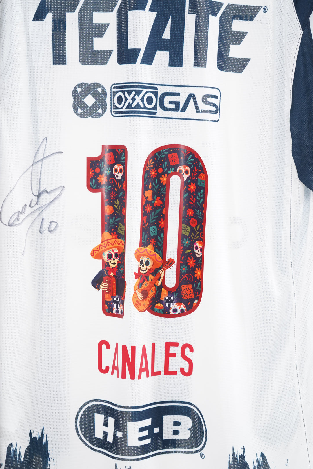 (Utileria Firmada) Rayados 2025-2026 #10 Canales - M (9/10)