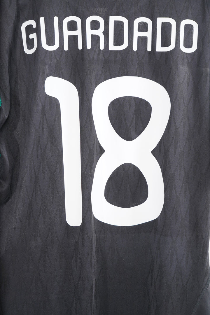 Mexico 2010 #18 Guardado - L (8/10)