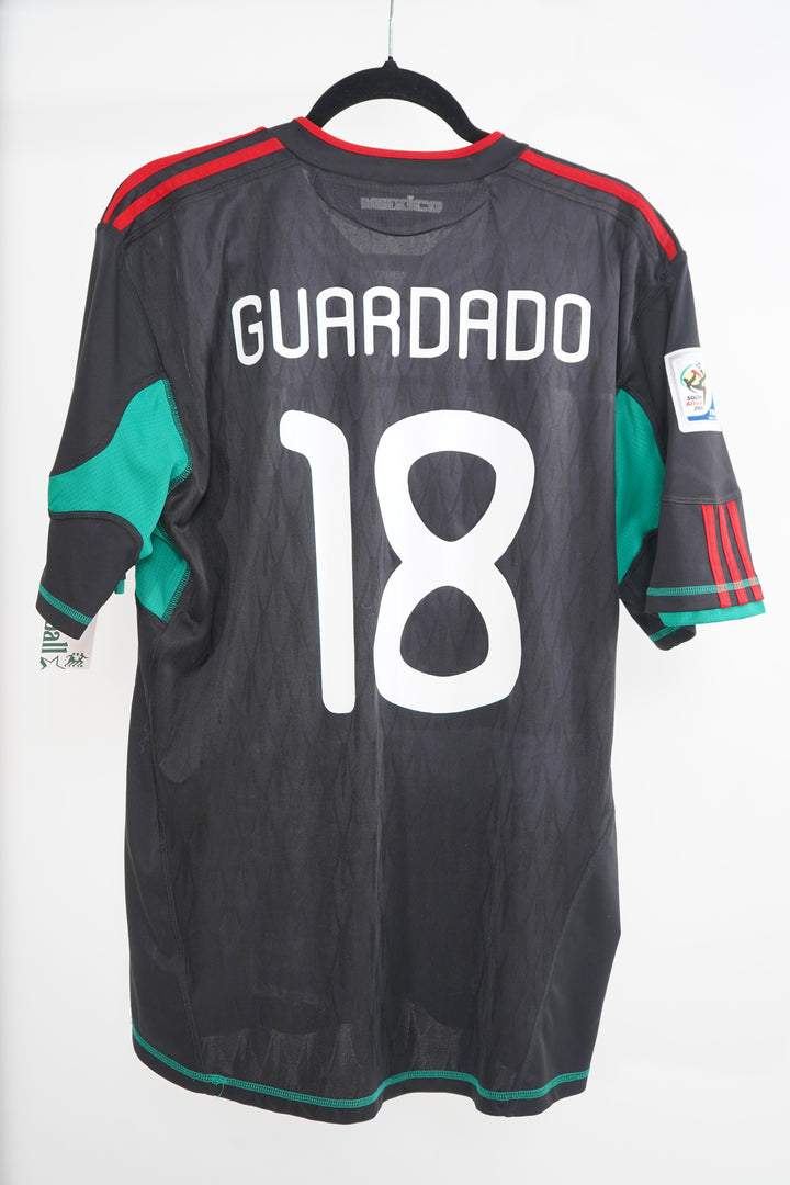 Mexico 2010 #18 Guardado - L (8/10)