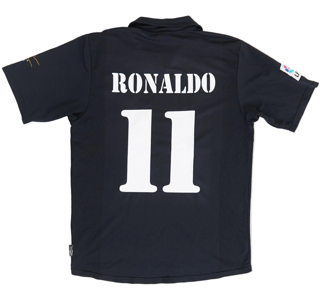 Real Madrid 2002-2003 #11 Ronaldo - L (8/10)