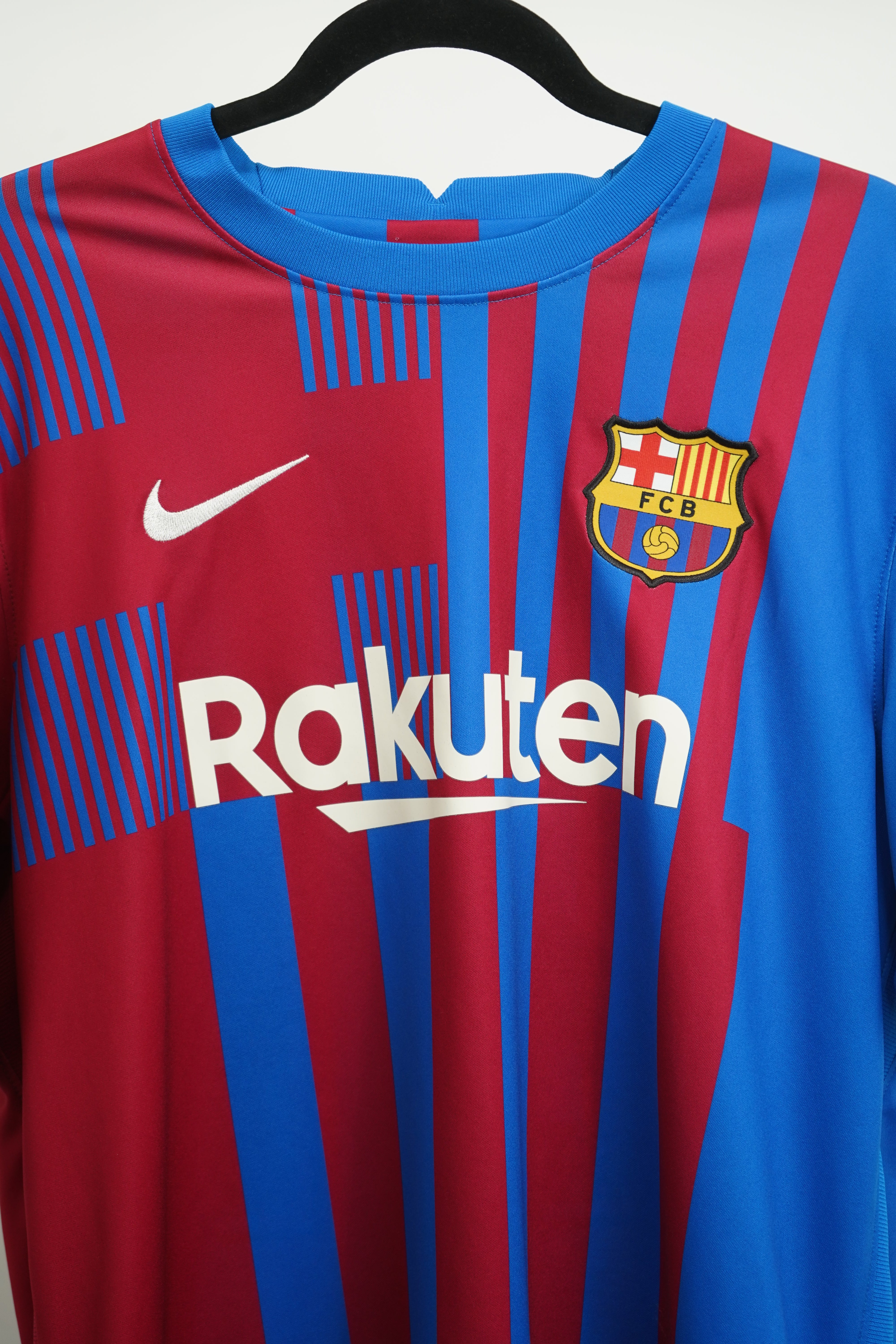 Barcelona Home 2021-2022 F. De Jong #21
