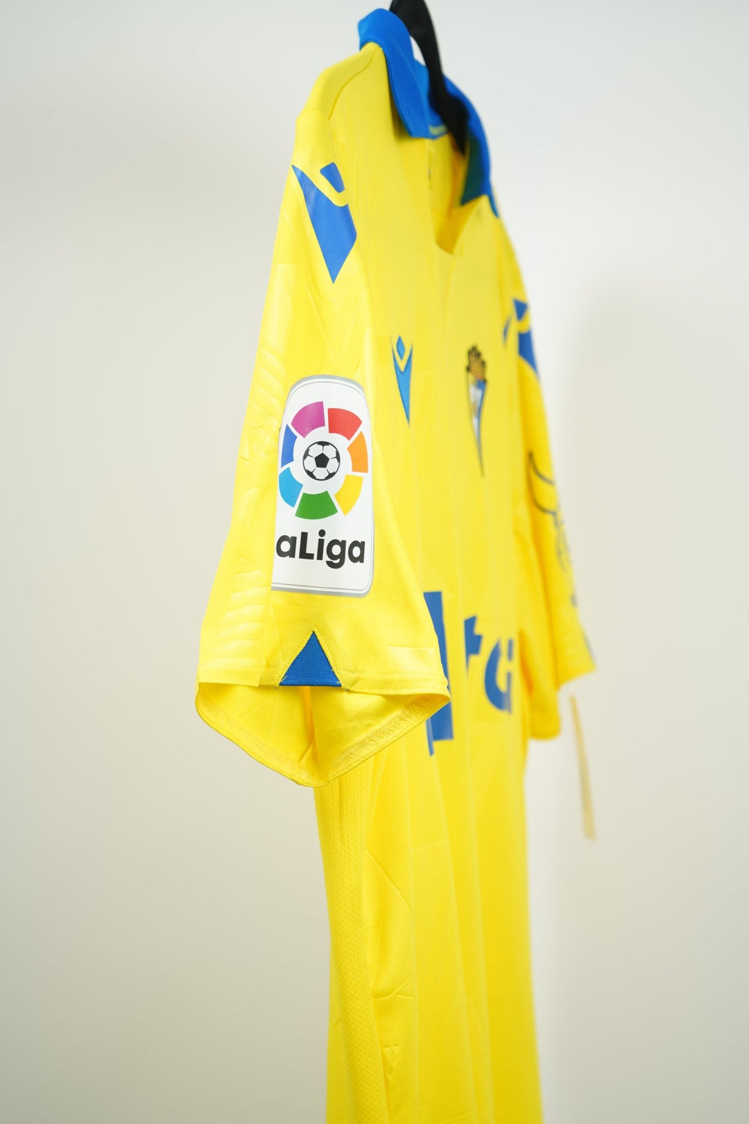 (Matchworn) Cadiz Local 2021 - 22 2 Jonsson - The Football Room Mty