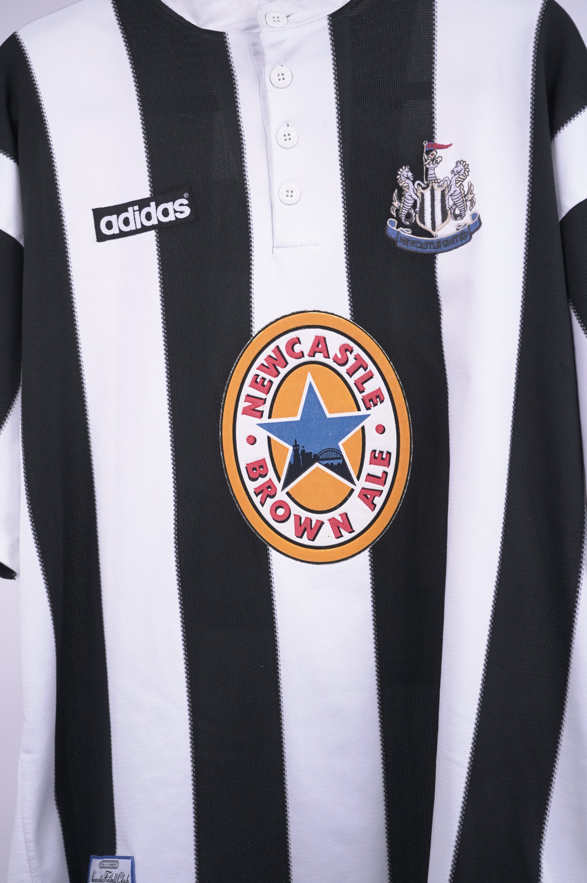 Newcastle 1995 Home Ginola 14