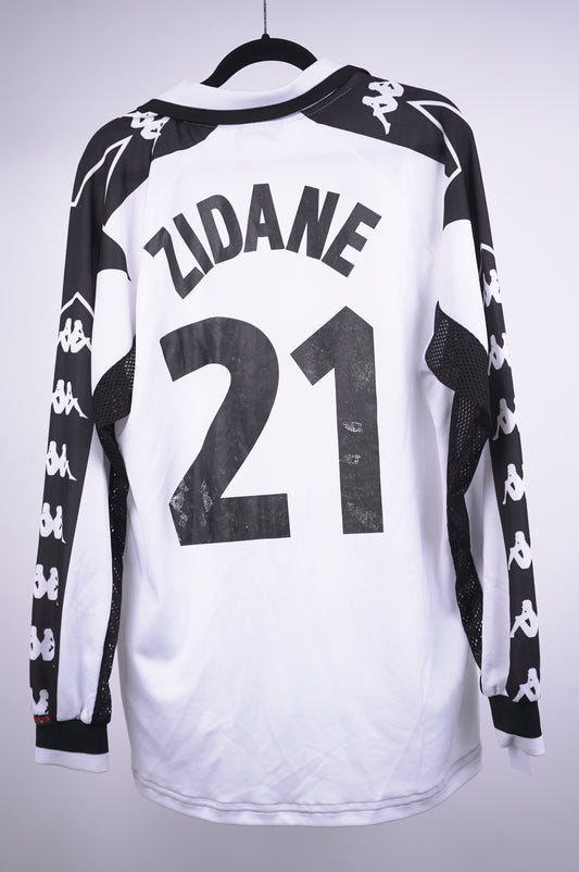 (Props) Juventus 1999-2000 Home Zidane 21