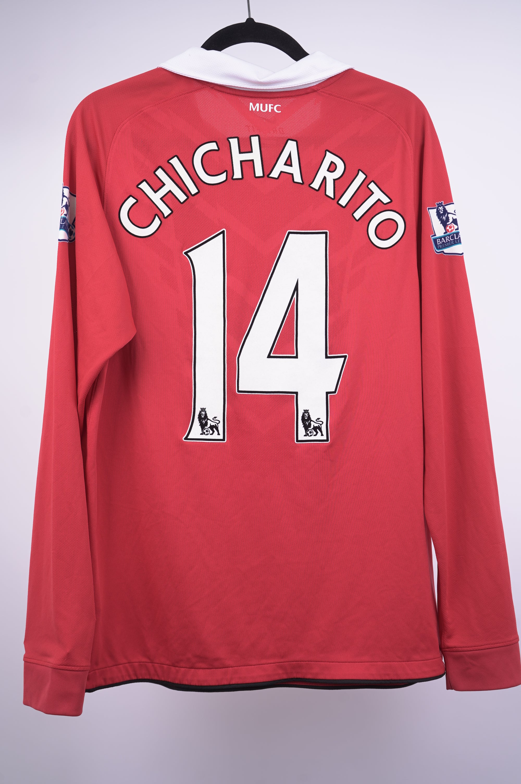 Manchester United 2010-2011 Local Chicharito 14