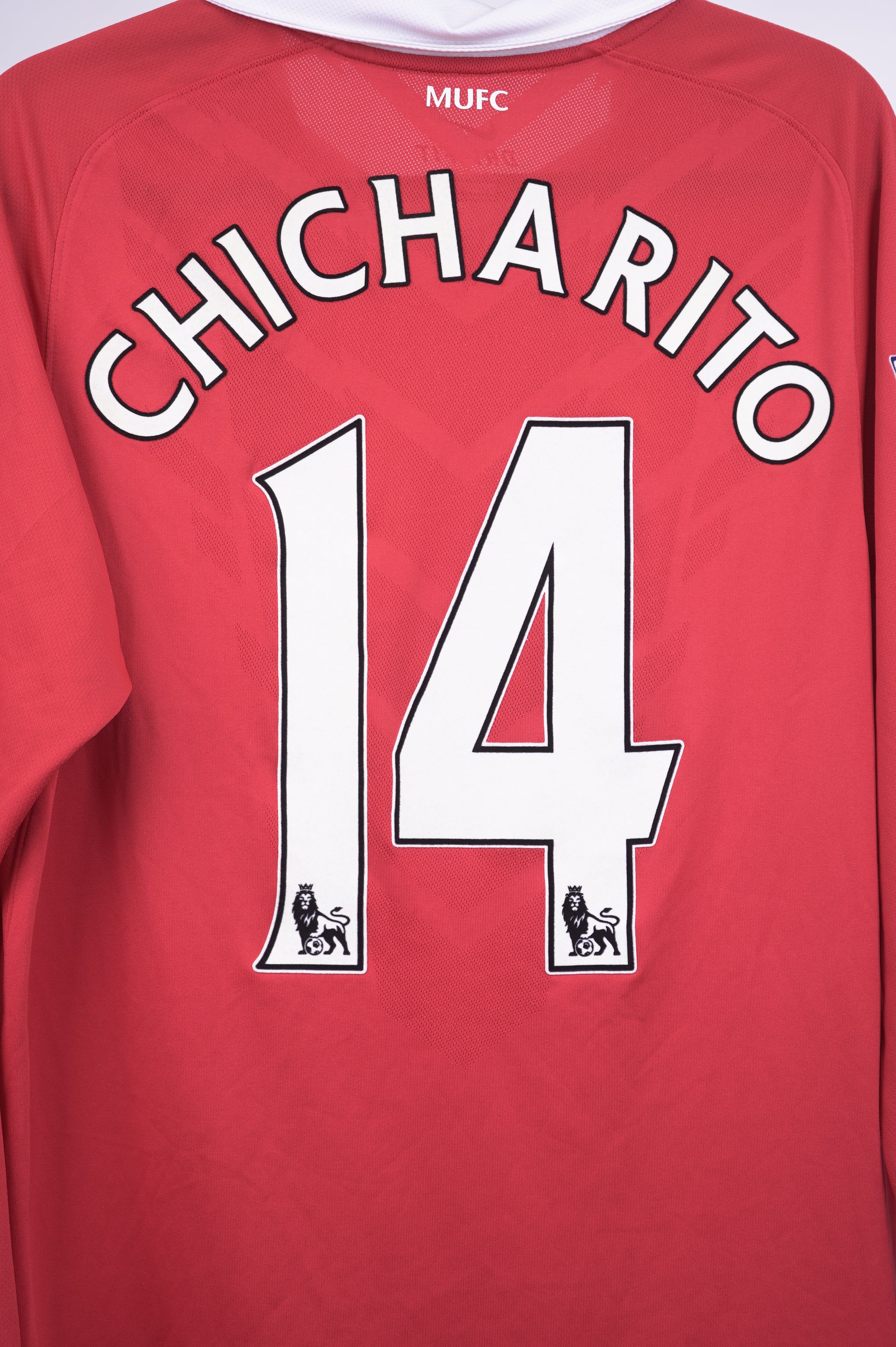 Manchester United 2010-2011 Local Chicharito 14